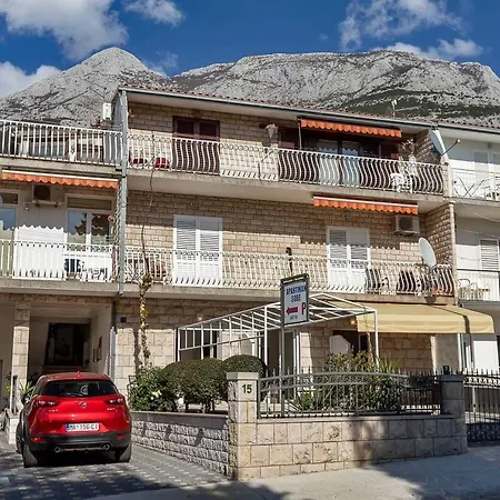 Meri * Makarska